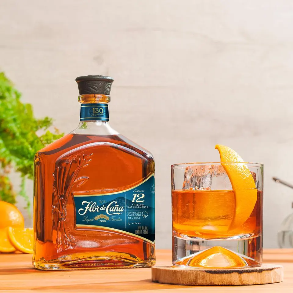 Flor de Caña 12 · 750 ml + 375 ml — fotografía de producto